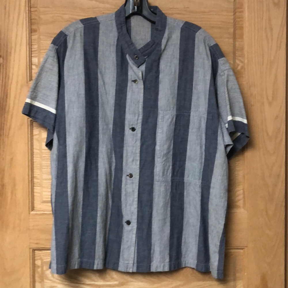 Issey Sport Blue Chambray Button Front Shirt